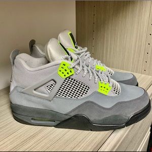 Jordan 4 Retro SE 95 Neon OG... Sz 12